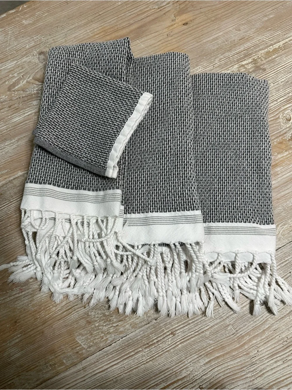 Coyuchi Organic Cotton Mediterranean Towels 4 Pieces Gray-Shadow w/ Deep Pewter